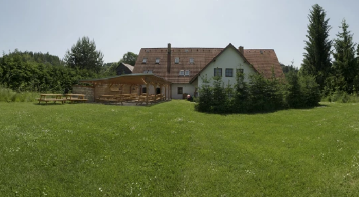 letní víkend s jógou